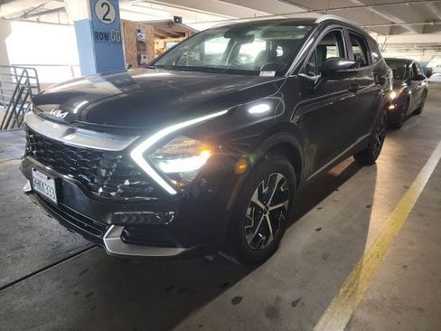 Certified 2023 Kia Sportage EX image 4