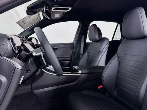 New 2026 Mercedes-Benz GLC 300 image 16