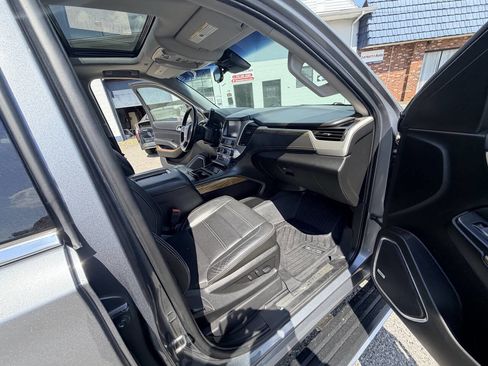 Used 2019 GMC Yukon XL Denali w/ Denali Ultimate Package AWD/4WD image 82