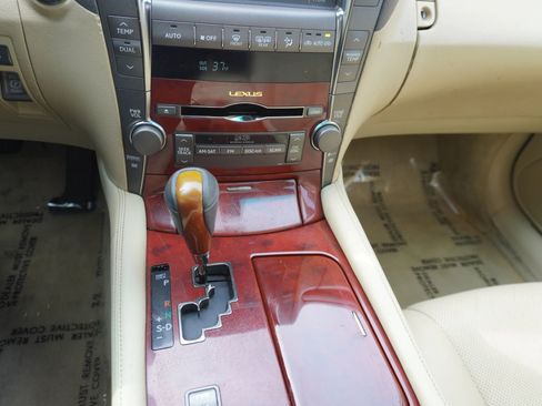 Used 2007 Lexus LS 460 image 17
