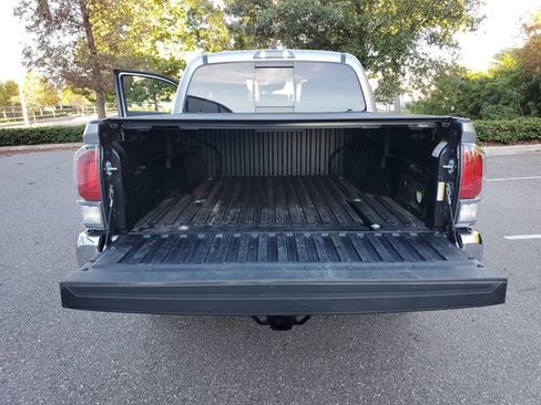 Used 2021 Toyota Tacoma TRD Off-Road image 24