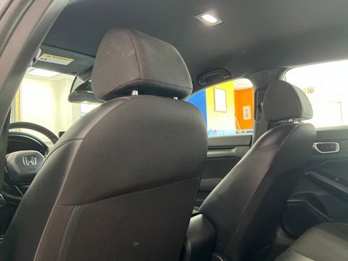Used 2023 Honda Civic Sport image 16