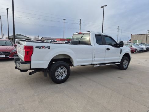 Used 2021 Ford F250 XL w/ Power Equipment Group image 5