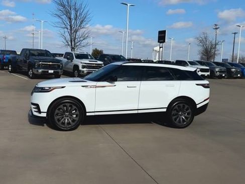 Used 2023 Land Rover Range Rover Velar R-Dynamic S image 4
