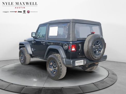Used 2019 Jeep Wrangler Sport AWD/4WD image 14