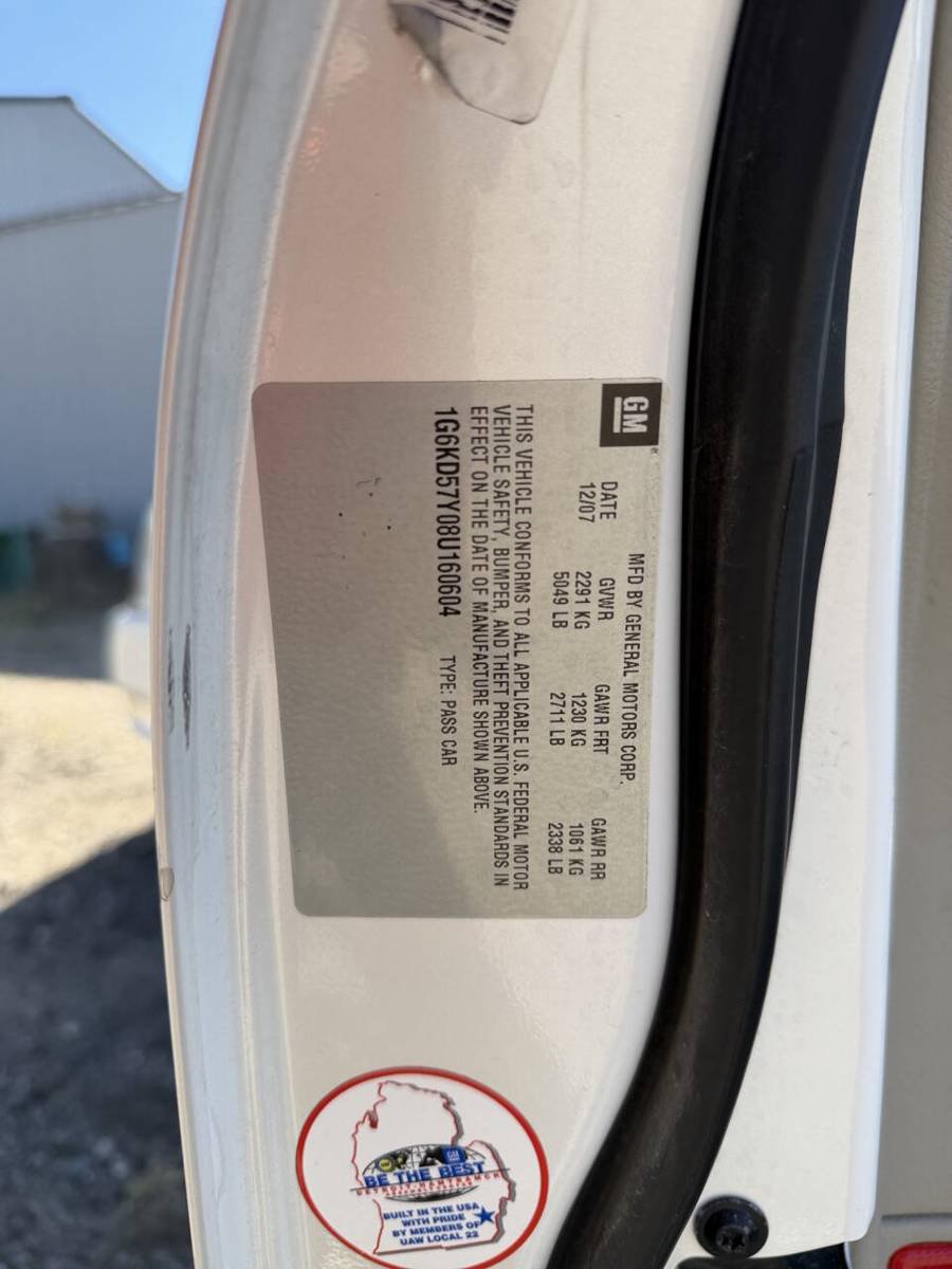 Used 2008 Cadillac DTS FWD image 40