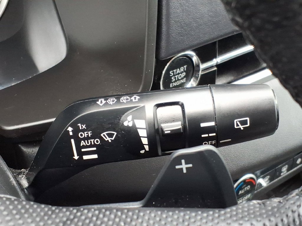 Used 2023 Mitsubishi Outlander SE AWD/4WD image 26