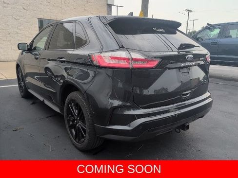 Used 2023 Ford Edge ST-Line w/ Class II Trailer Tow Package AWD/4WD image 6