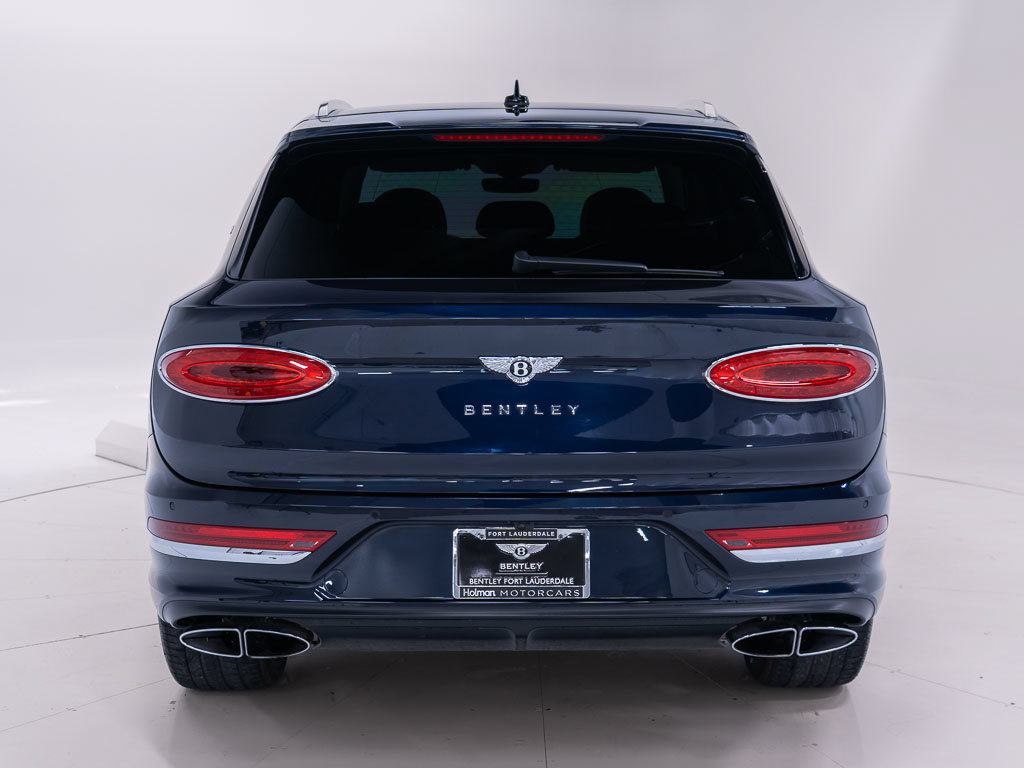 Certified 2022 Bentley Bentayga AWD/4WD image 4