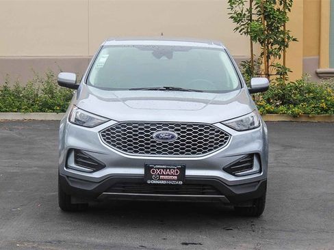 Used 2023 Ford Edge SEL image 2