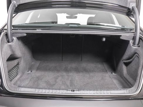 Used 2023 Audi A6 2.0T Premium image 43