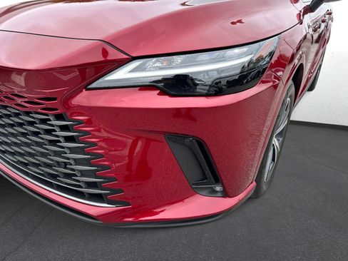 Certified 2025 Lexus RX 350 Premium w/ Accessory Package (Z1) image 9