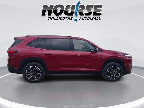 Used 2025 Buick Enclave Sport Touring image 9