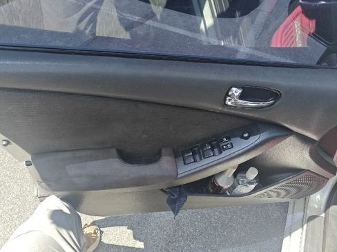 Used 2011 Nissan Altima 2.5 S FWD image 9