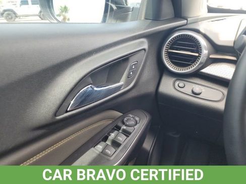Certified 2025 Chevrolet Trax ACTIV w/ Driver Confidence Package FWD image 34