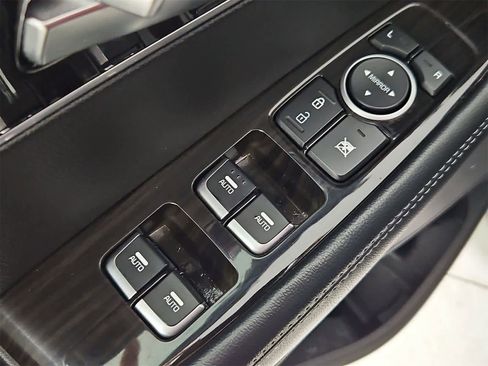 Used 2019 Kia Sorento LX w/ Option Group 020 image 17