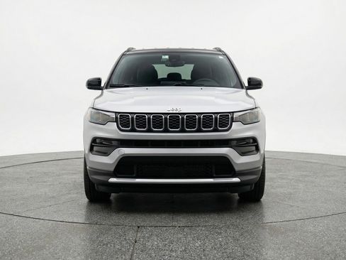 Used 2025 Jeep Compass Limited image 2