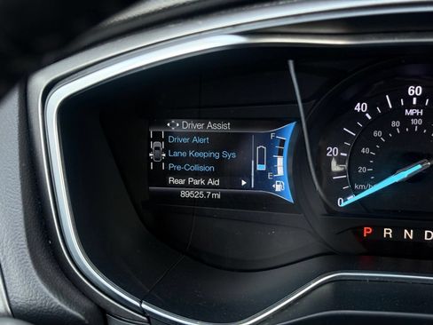 Used 2018 Ford Fusion SE w/ Equipment Group 602A FWD image 30