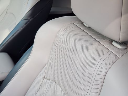 Used 2017 Lexus RX 350 FWD w/ Premium Package image 17