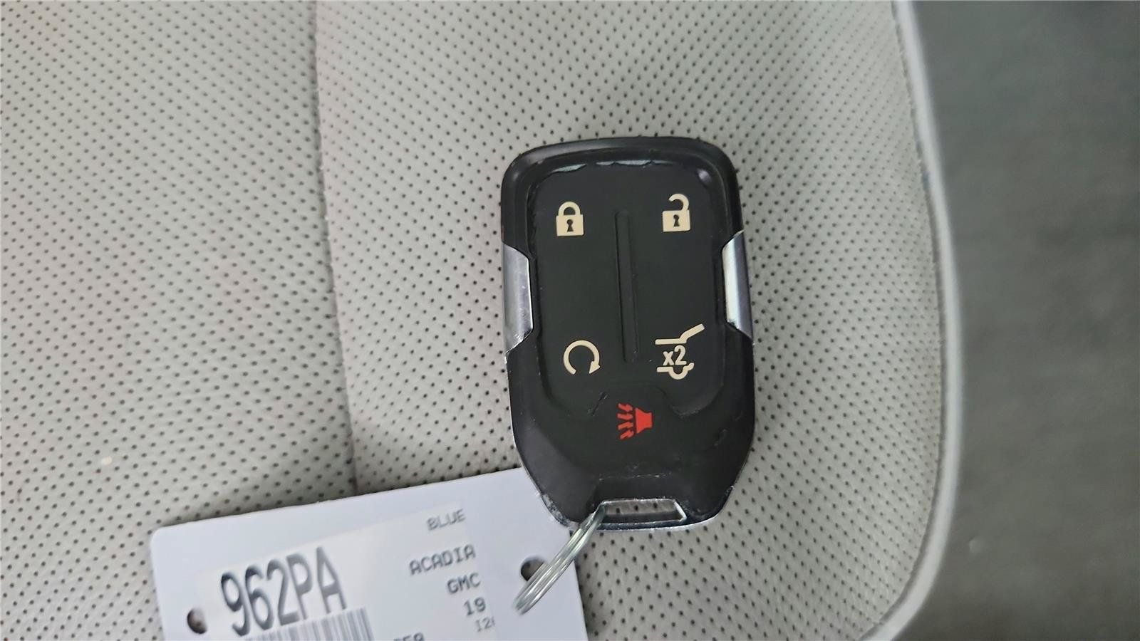 Used 2019 GMC Acadia SLT AWD/4WD image 32