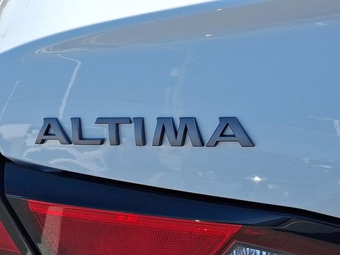 Used 2023 Nissan Altima 2.5 SV image 28