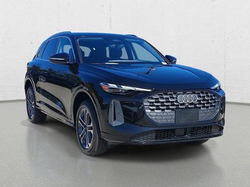 New 2026 Audi Q5 Premium AWD/4WD image 3