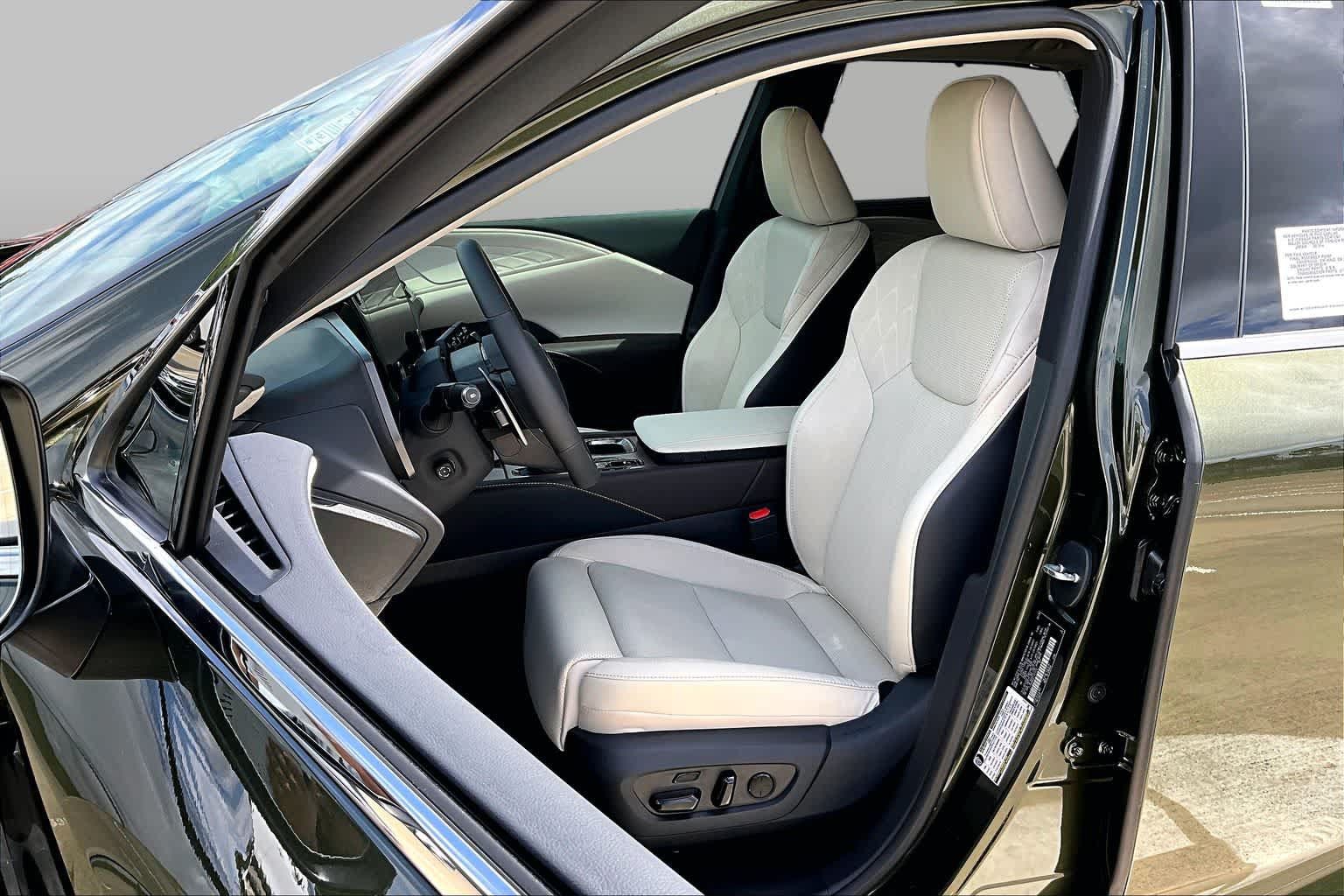 New 2026 Lexus RX 350 FWD w/ Convenience Package image 9