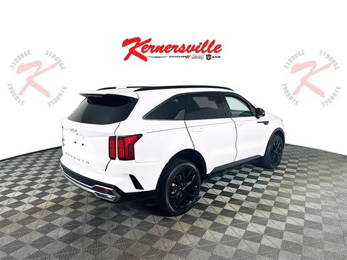 Used 2022 Kia Sorento SX image 7