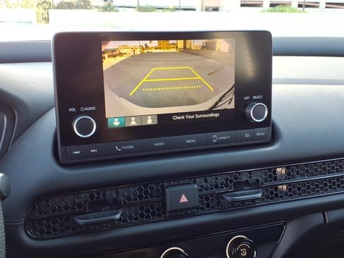 Used 2024 Honda HR-V LX image 17