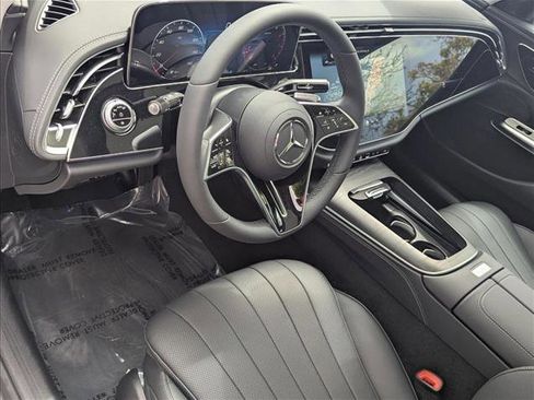 New 2026 Mercedes-Benz E 450 4MATIC Sedan image 3