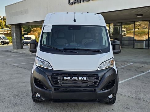 Used 2025 RAM ProMaster 3500 w/ Convenience Group image 9