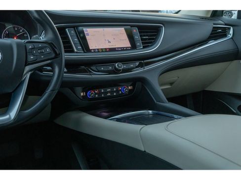 Used 2022 Buick Enclave Avenir w/ Avenir Technology Package image 25