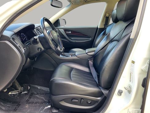 Used 2017 INFINITI QX50 AWD w/ Deluxe Touring Package image 17