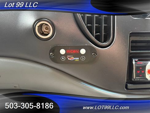 Used 2005 Ford E-150 and Econoline 150 Wagon image 20