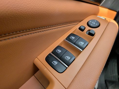 Used 2019 BMW X5 xDrive40i w/ Convenience Package image 29