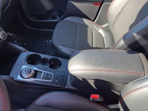 Used 2025 Ford Escape ST-Line image 24