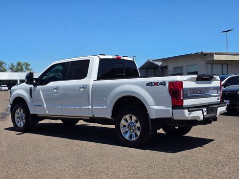 Used 2020 Ford F250 Platinum AWD/4WD image 2