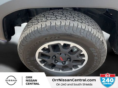 Used 2024 Toyota Tacoma TRD Off-Road AWD/4WD image 9