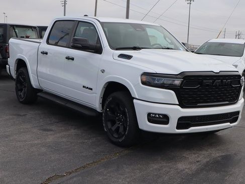 New 2026 RAM 1500 4x4 Crew Cab image 2