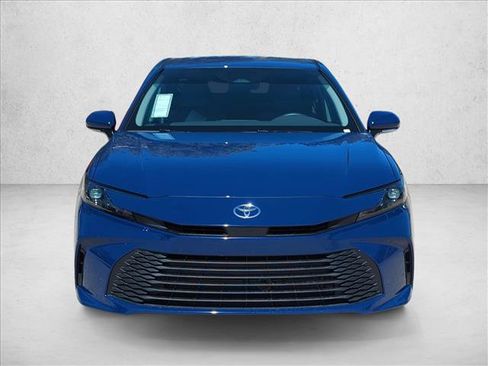 New 2026 Toyota Camry LE w/ Convenience Package FWD image 2