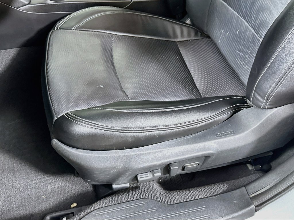 Used 2016 Subaru Legacy 2.5i Limited AWD/4WD image 23