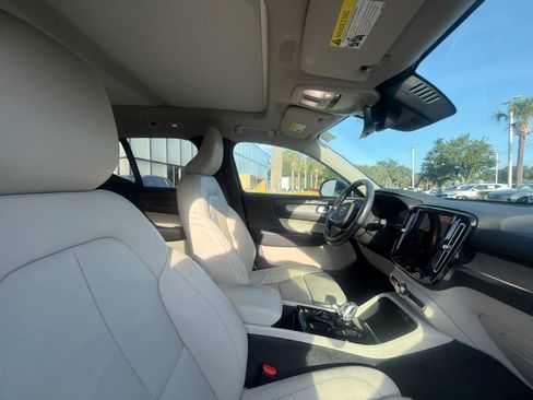 Used 2023 Volvo XC40 B5 Plus w/ Protection Package Premier AWD/4WD image 21