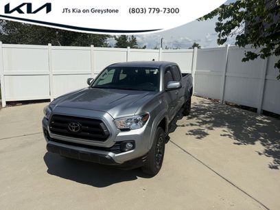 Used 2022 Toyota Tacoma SR5 w/ Technology Package