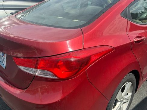 Used 2012 Hyundai Elantra GLS w/ Preferred Pkg 3 FWD image 4