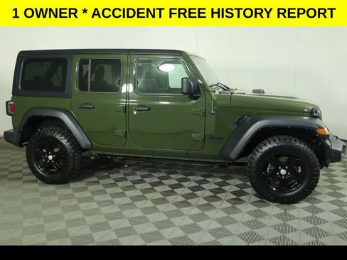 Used 2022 Jeep Wrangler Unlimited Sport AWD/4WD image 2
