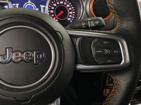 Used 2022 Jeep Gladiator Mojave w/ Trailer Tow Package image 22