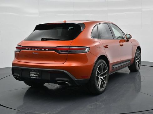 Certified 2024 Porsche Macan AWD/4WD image 7