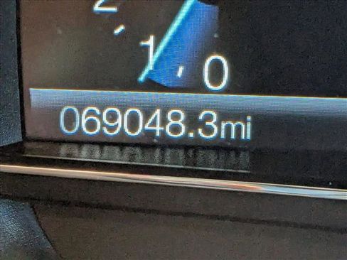 Used 2018 Ford Explorer XLT w/ Equipment Group 202A image 15