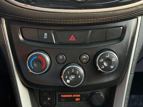 Used 2020 Chevrolet Trax LS w/ Tint and Cruise Package image 32