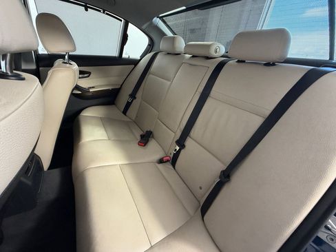 Used 2011 BMW 335i Sedan RWD image 28